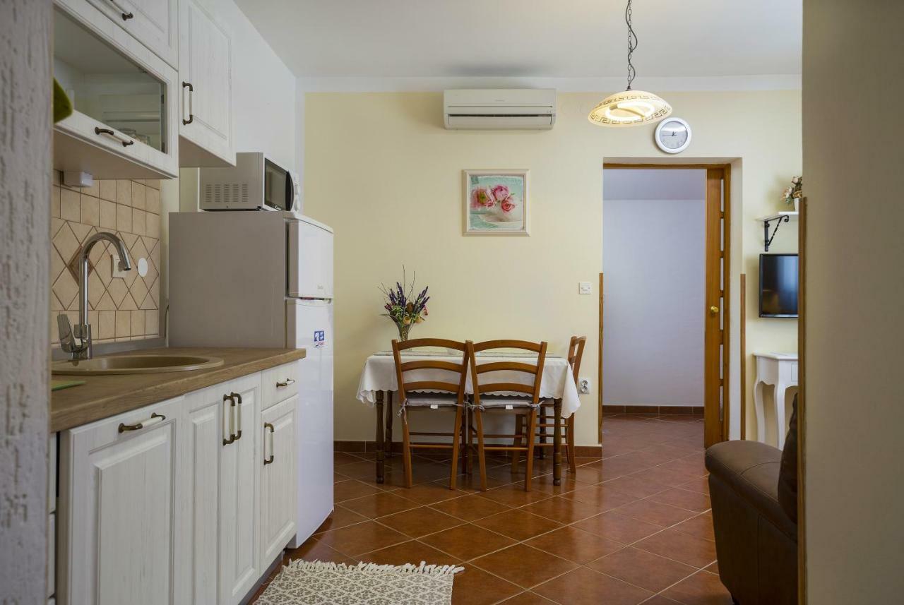 Apartments Janko Rovinj Exterior photo